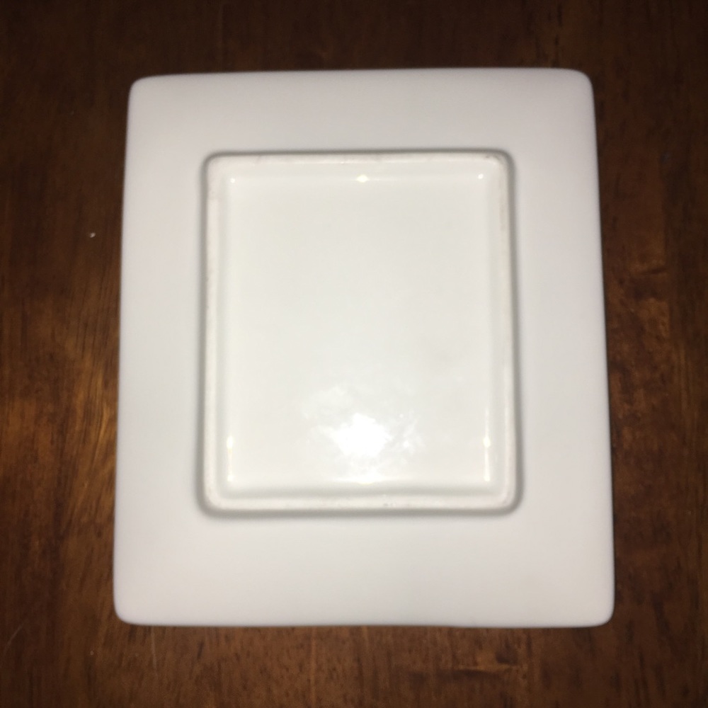 Small Jewelry Plate - Picture 2 of 2